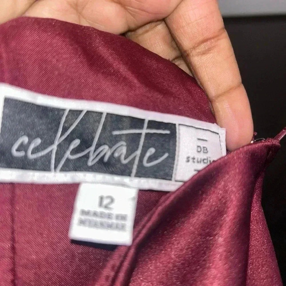 Formal Dress size 12 - Picture 5 of 9